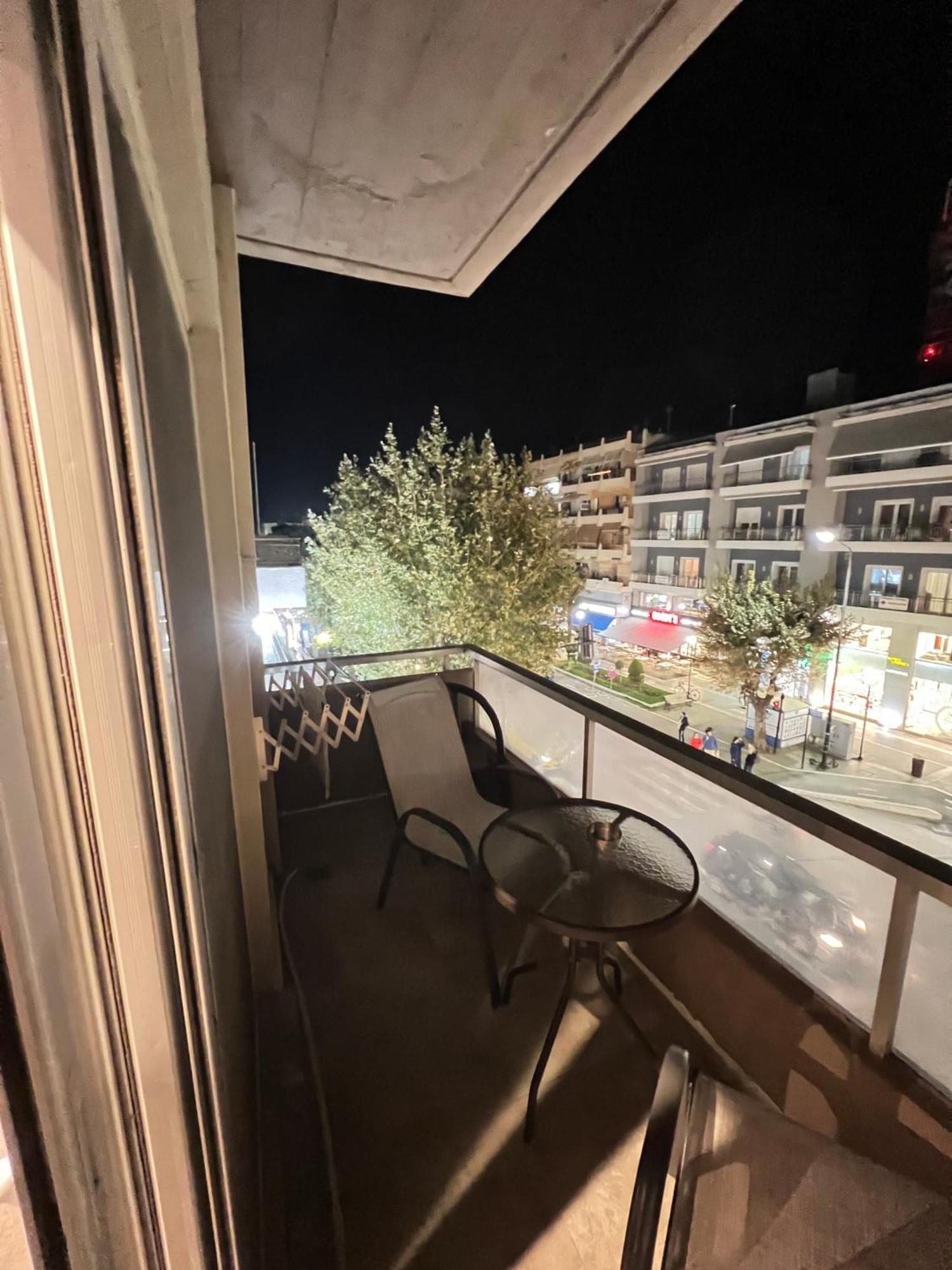 Modern Apartment In The Heart Of The City Aleksandropolis Zewnętrze zdjęcie