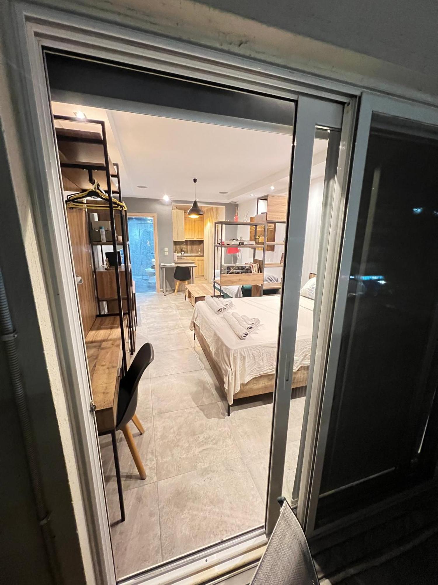 Modern Apartment In The Heart Of The City Aleksandropolis Zewnętrze zdjęcie